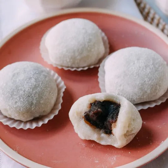 Handmade red bean mochi (12 pieces)